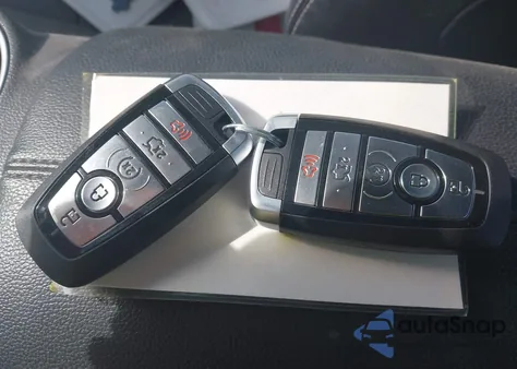 2020 Ford Mustang Ecoboost Premium Fastback z USA, uszkodzony, nr VIN 1FA6P8TH6L5126270